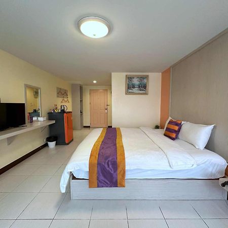 Aryan Suites Hotel Bangkok Eksteriør billede