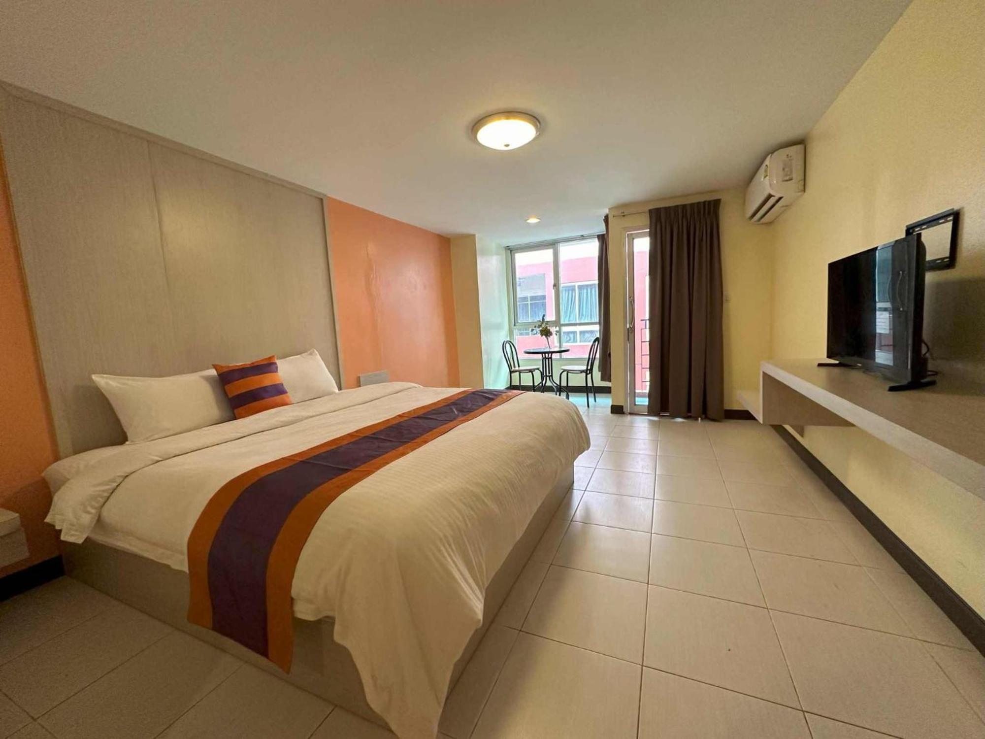 Aryan Suites Hotel Bangkok Eksteriør billede